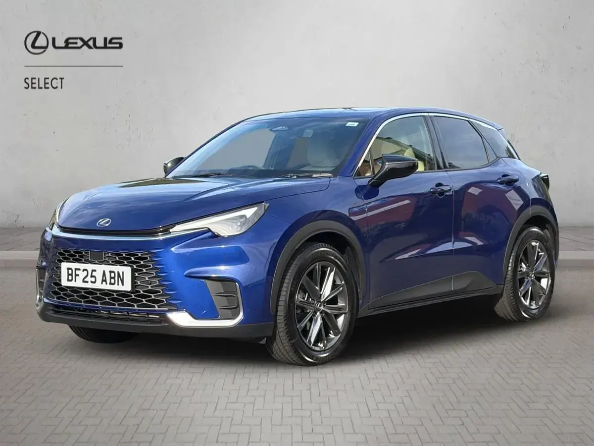 Used Lexus LBX 136 HP (100 kW) 2025 Blue SUV