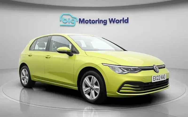 Used VW Golf VIII Life 116 HP (85 kW) 2024 Hatchback