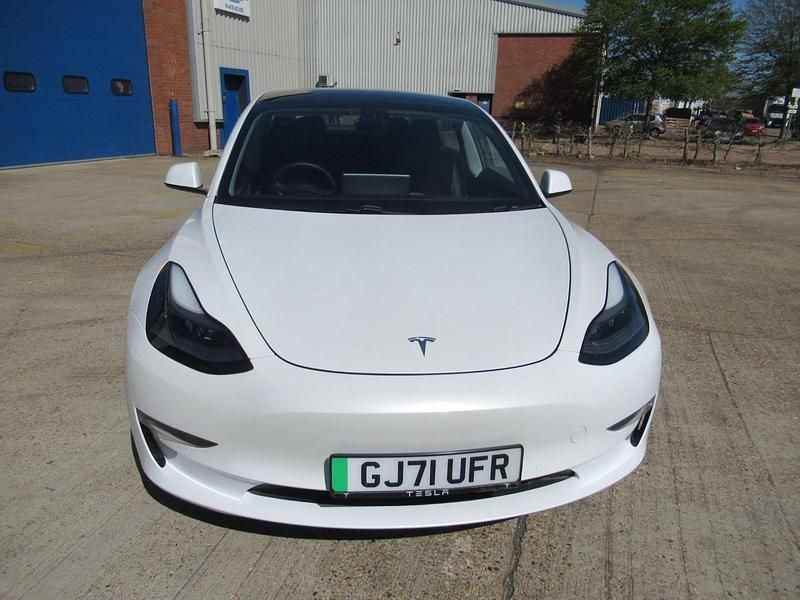 Used Tesla Model 3 235 kW (320 HP) 2021 White Sedan
