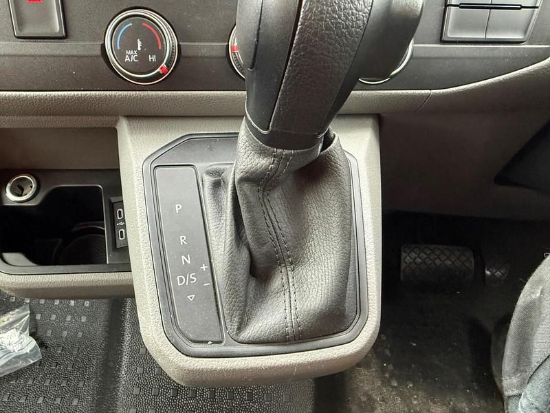 Used VW Transporter Highline 2020 White Van