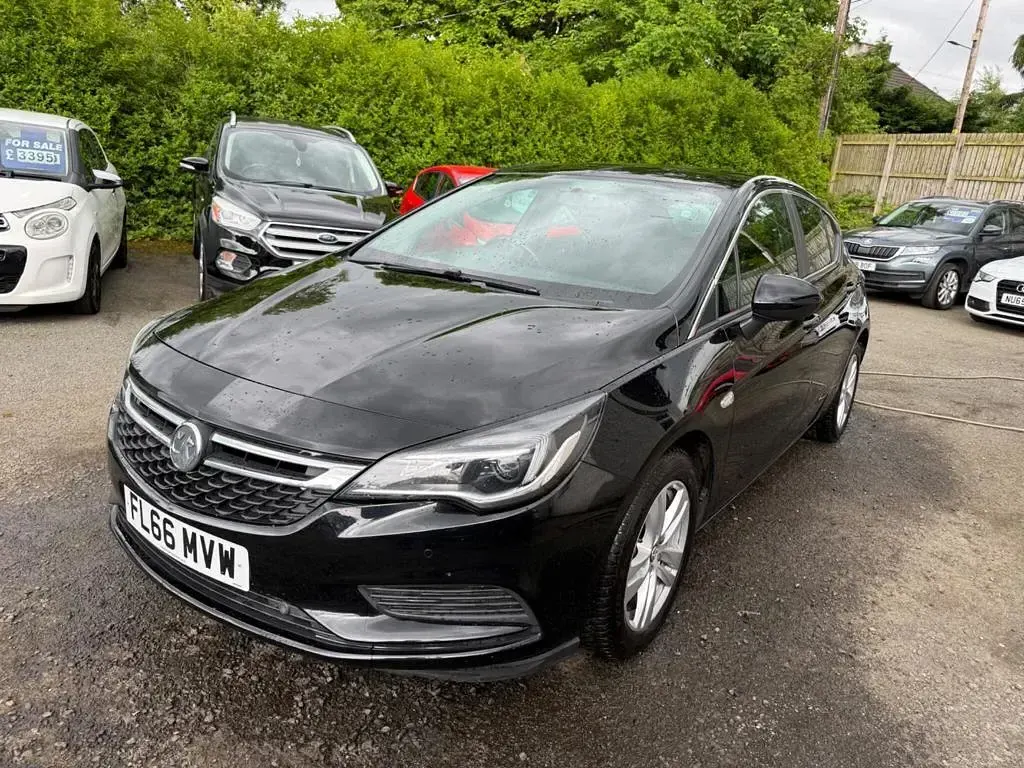 Used Vauxhall Astra S 2016 Black Hatchback