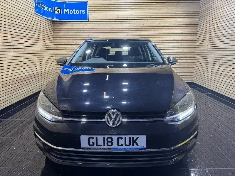Used VW Golf VII SE 115 HP (84 kW) 2018 Black Hatchback