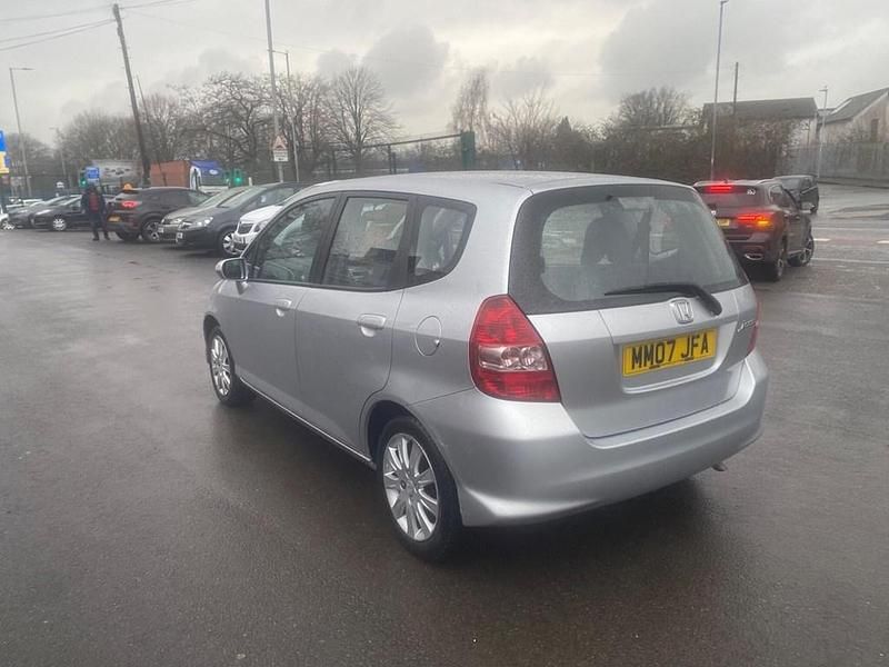 Used Honda Jazz SE 82 HP (60 kW) 2007 Silver Hatchback