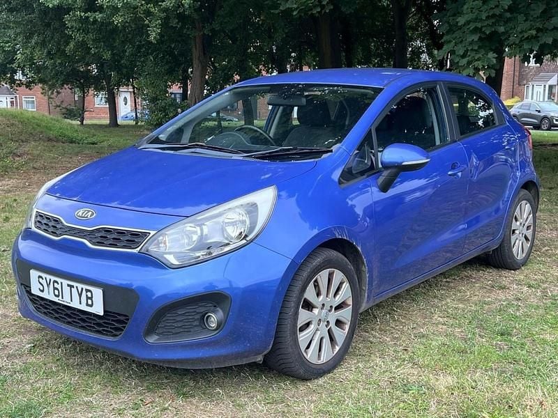 Used Kia Rio 75 HP (55 kW) 2011 Blue Hatchback