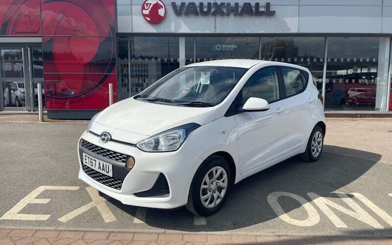 Used 2020 Hyundai i10 SE Hatchback | £6,773 (Good price) - Image 1/4