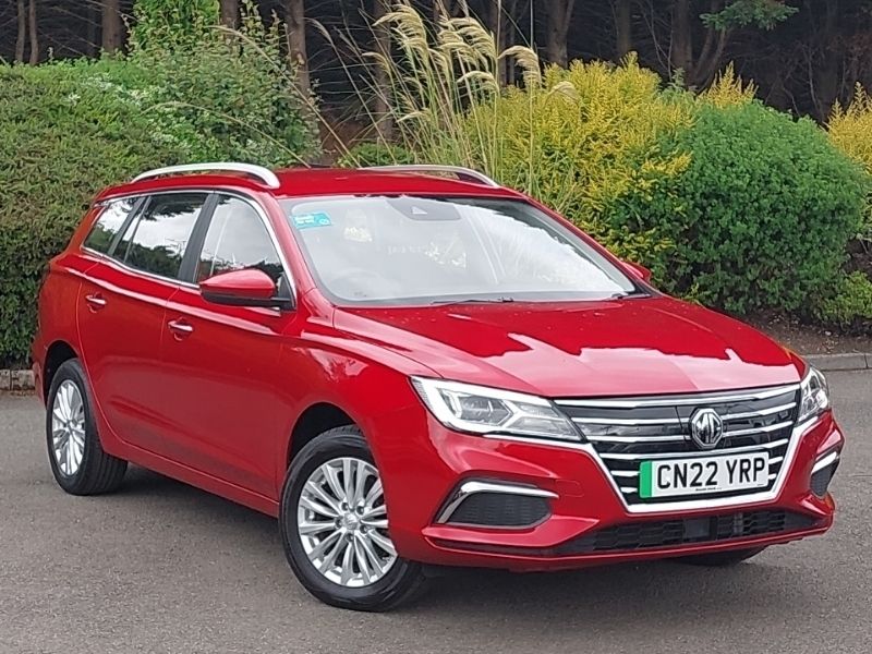 Red Used 2022 MG MG5 EV Exclusive Estate | £12,498 (Fair price) - Image 1/4