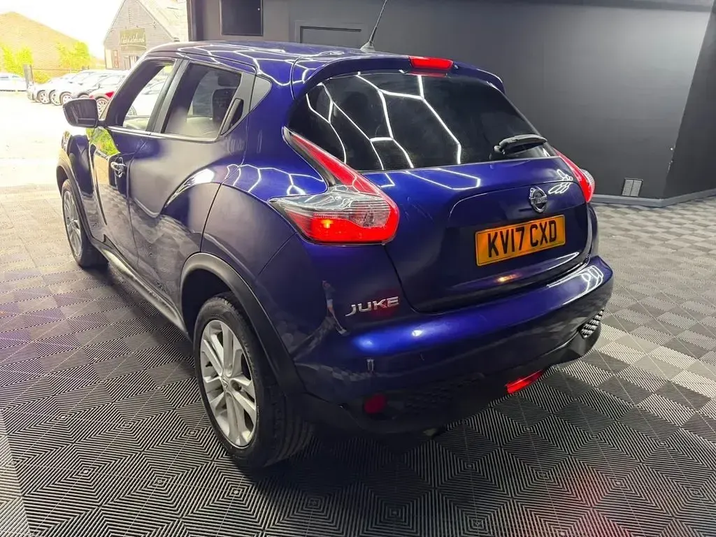 Used Nissan Juke N-Connecta 115 HP (84 kW) 2017 Blue SUV