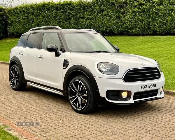 White Used 2018 Mini Cooper Countryman SUV | £10,750 (Good price) - Image 1/4
