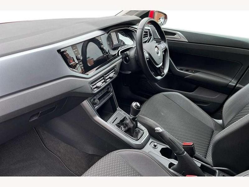 Used VW Polo Active 95 HP (69 kW) 2021 Red Hatchback