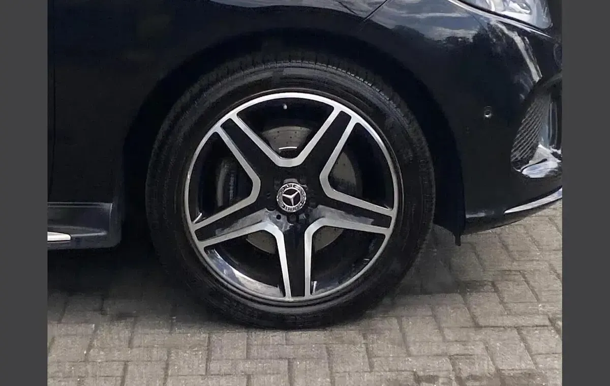 Used Mercedes GLE250 AMG 201 HP (147 kW) 2018 Black SUV