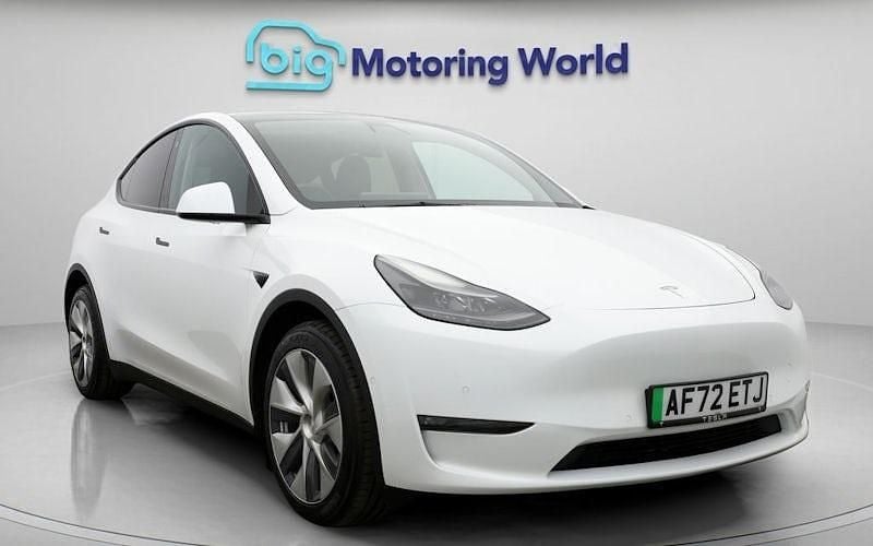 Used 2025 Tesla Model Y Long Range AWD SUV | £22,500 (Super price) - Image 1/4