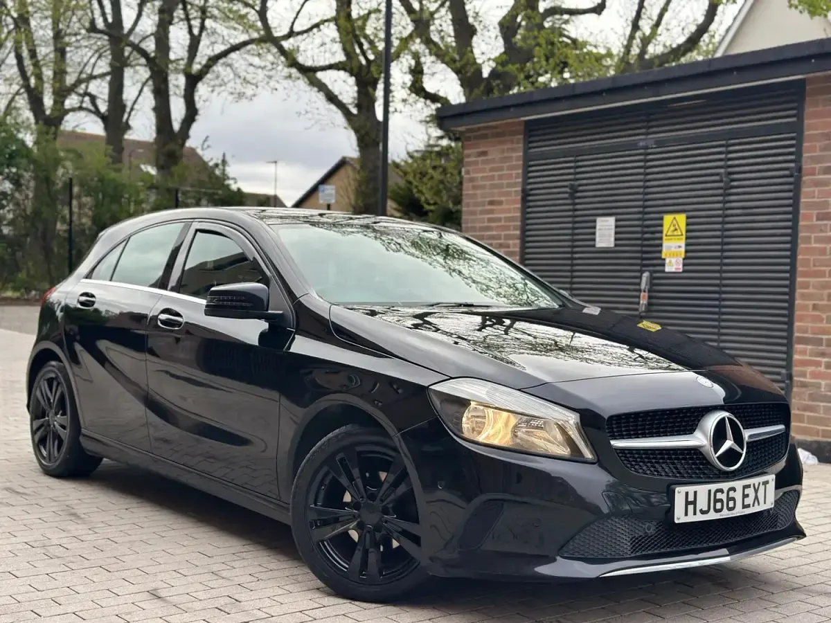 Used Mercedes A180 Executive 2016 Black Hatchback