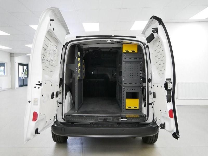 Gebraucht Renault Kangoo Business 115 PS (84 kW) 2021 Weiß Van / Kleinbus