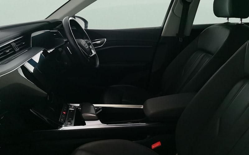 Used Audi e-tron Design 230 kW (313 HP) 2022 SUV