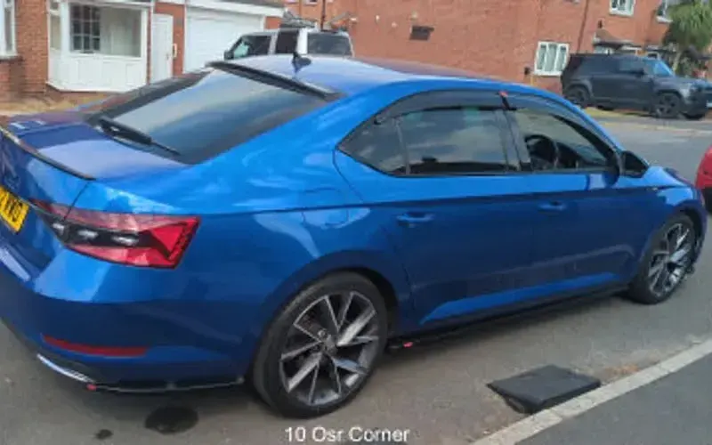 Used Skoda Superb SportlinePlus 190 HP (139 kW) 2022 Blue Hatchback