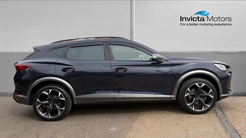 Used Cupra Formentor 150 HP (110 kW) 2023 Deep blue metallic SUV