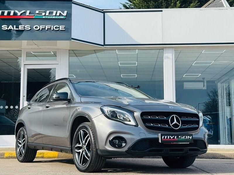 Used Mercedes GLA180 Urban 122 HP (89 kW) 2019 Grey SUV