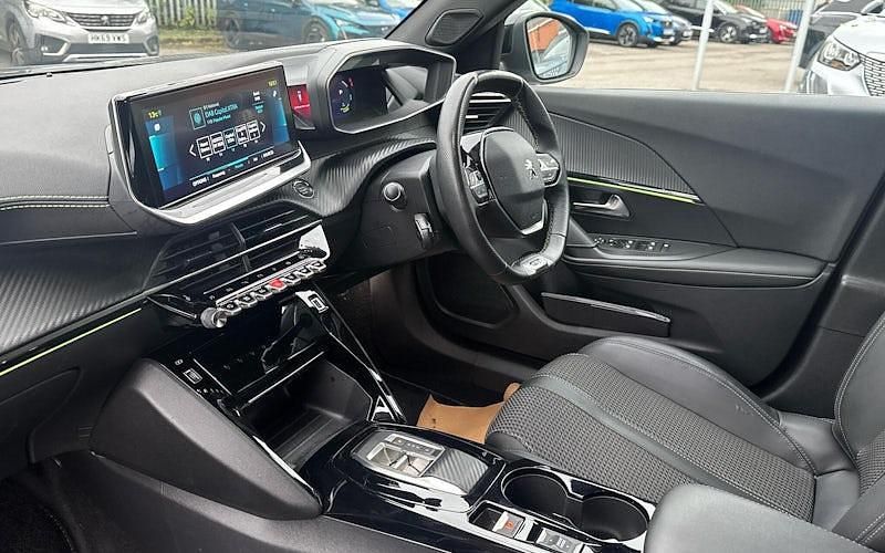 Used Peugeot e-2008 GTi 100 kW (136 HP) 2023 SUV