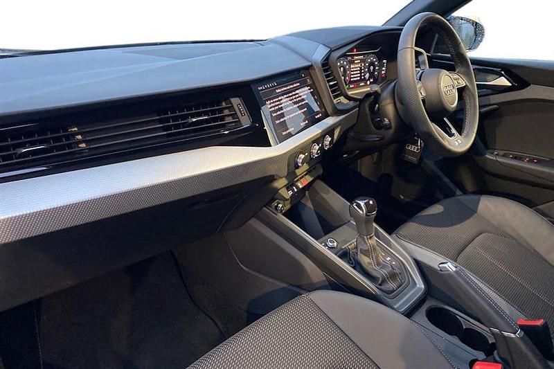 Used Audi A1 S-Line 116 HP (85 kW) 2025 Navarra blue SUV