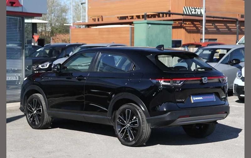Second-hand Honda HR-V Elegance 152 CP (111 kW) 2022 Negru SUV