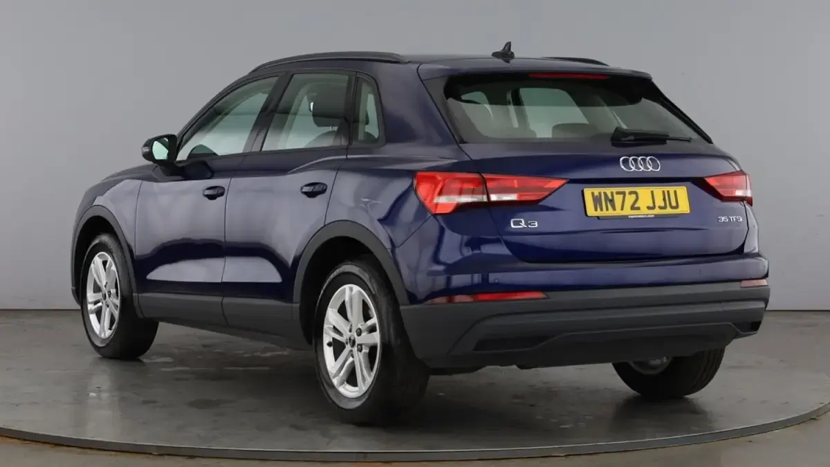 Begagnad Audi Q3 Design 150 HK (110 kW) 2022 Blå SUV