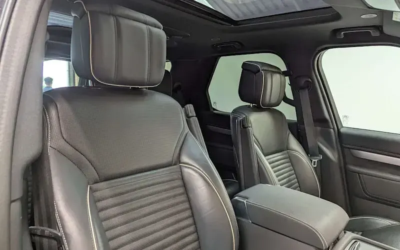 Used Land Rover Discovery 5 HSE Dynamic 360 HP (264 kW) 2022 SUV