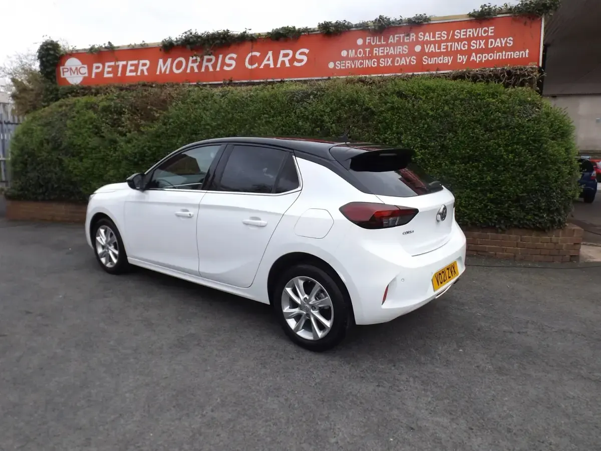 Used Vauxhall Corsa Elite 2021 White Hatchback