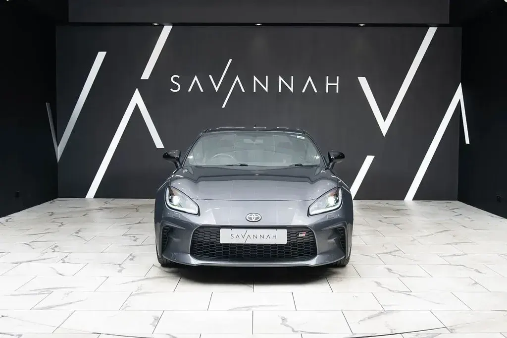 Used Toyota GR86 234 HP (172 kW) 2023 Grey Coupe