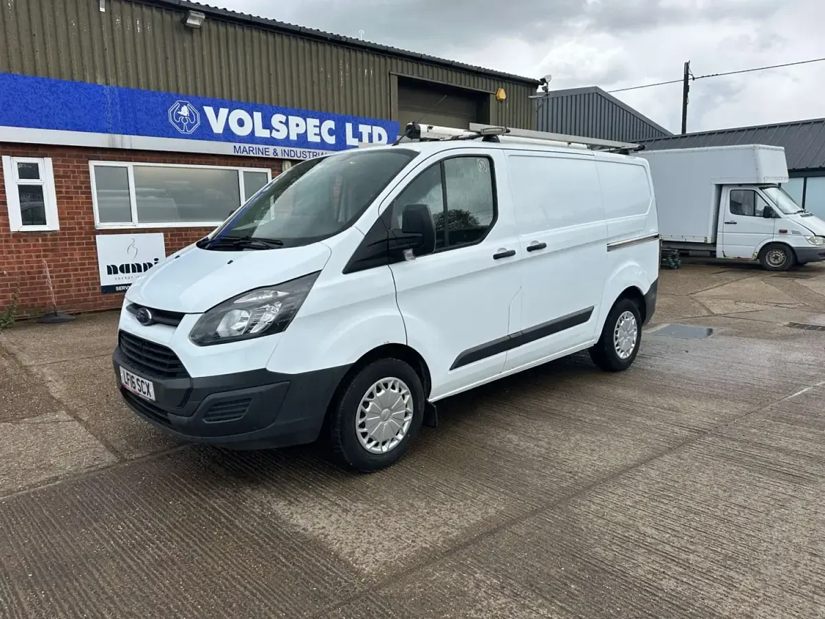 Used Ford Transit Custom 100 HP (73 kW) 2016 White Van