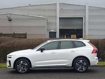 New Volvo XC60 Plus 250 HP (183 kW) 2025 White SUV
