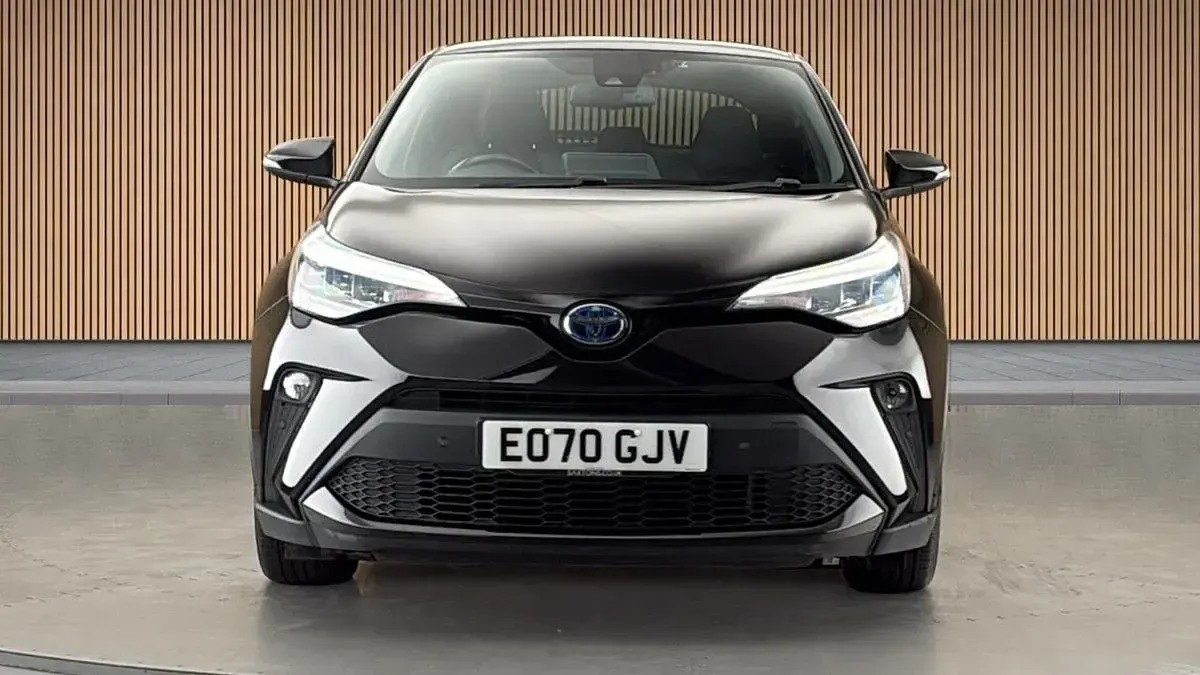 Used Toyota C-HR Design 122 HP (89 kW) 2020 Black SUV