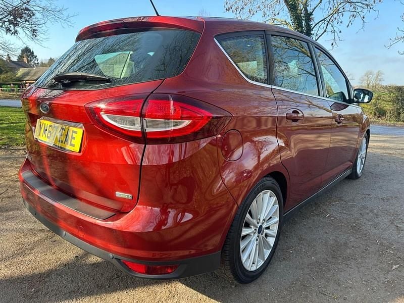 Begagnad Ford C-MAX Titanium 2018 Röd Minibuss