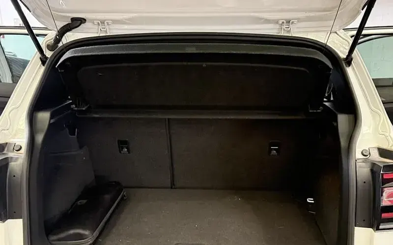 Used VW T-Cross R-line 116 HP (85 kW) 2019 White SUV