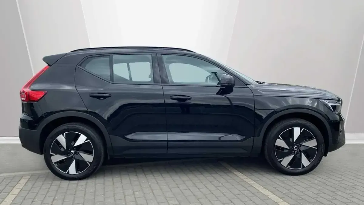 Used Volvo EX40 Plus 185 kW (252 HP) 2026 Black SUV