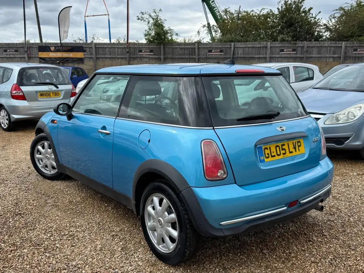Used Mini ONE Hatch 2005 Blue Hatchback