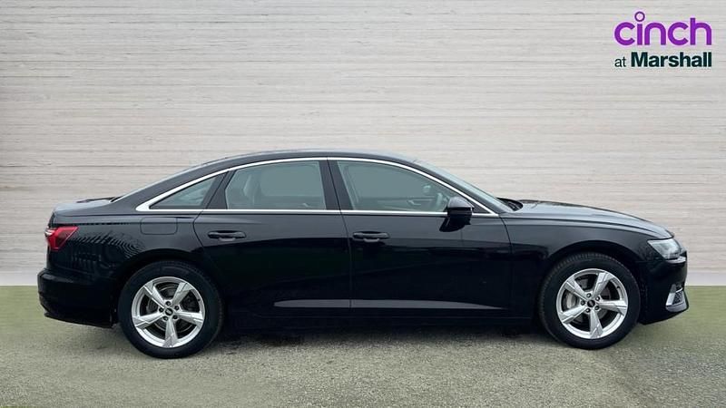 Usado Audi A6 Sport 204 HP (150 kW) 2022 Preto Sedan