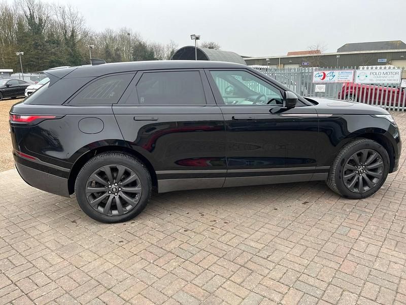 Used Land Rover Range Rover Velar SE Dynamic 180 HP (132 kW) 2018 Black SUV