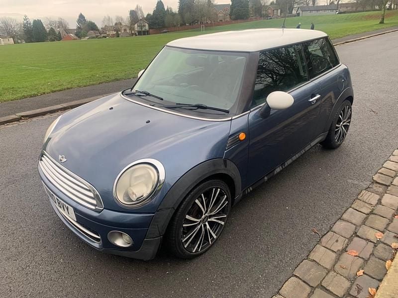 Blue Used 2010 Mini Cooper D Hatch Hatchback | £995 (Super price) - Image 1/4