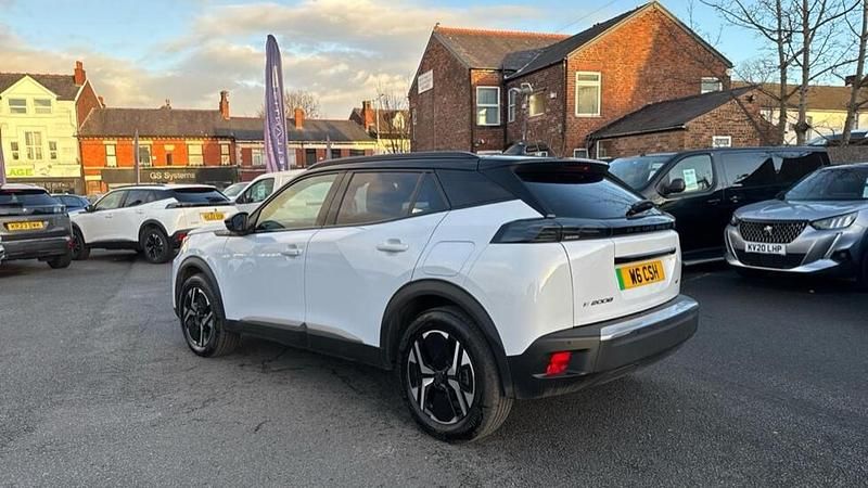 Used Peugeot e-2008 GT 98 kW (134 HP) 2024 White SUV