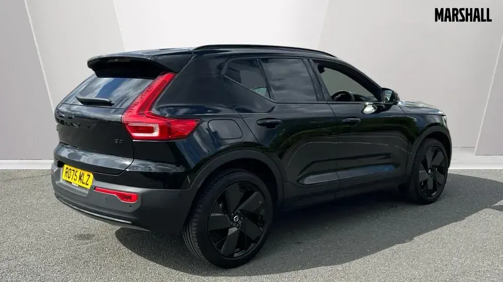 Used Volvo XC40 Ultra 197 HP (144 kW) 2025 Black SUV