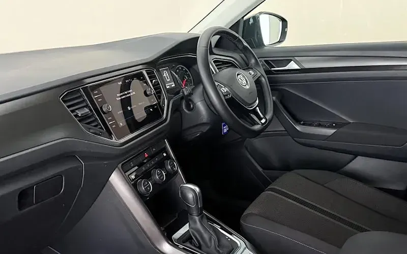 Used VW T-Roc SE 150 HP (110 kW) 2021 SUV