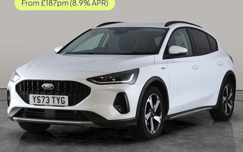 Used Ford Focus Active 125 HP (91 kW) 2023 White Hatchback