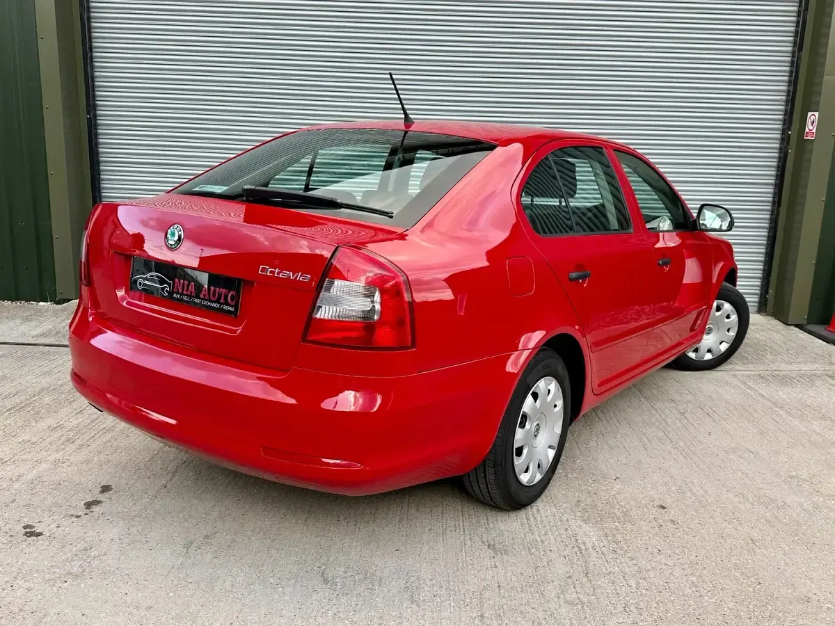 Used Skoda Octavia 2012 Red Hatchback