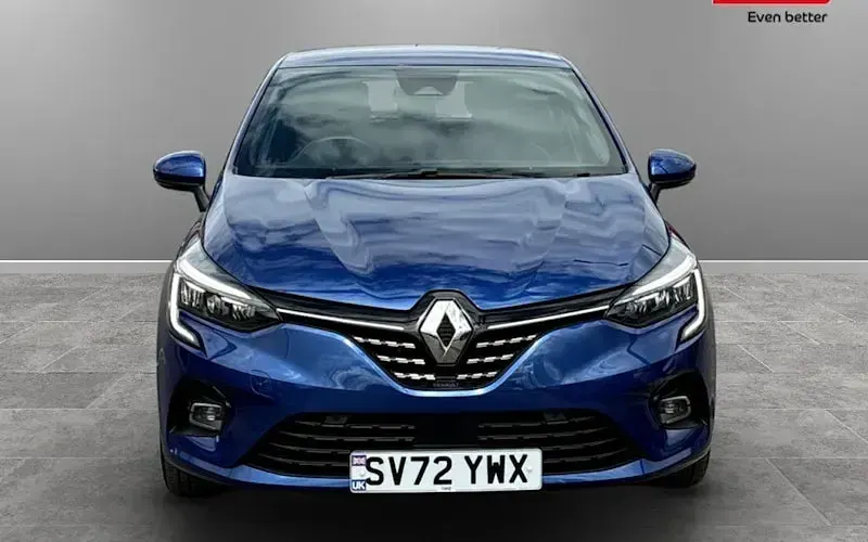 Begagnad Renault Clio V SE 140 HK (102 kW) 2022 Halvkombi