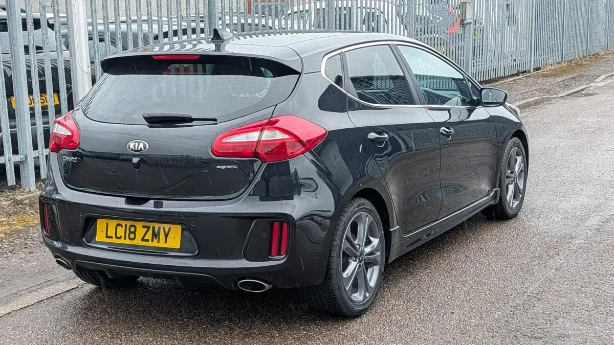 Used Kia Ceed GT-Line 134 HP (98 kW) 2018 Black Hatchback