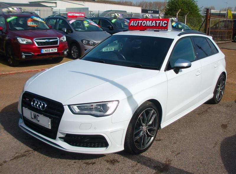 Used Audi S3 Sportback 300 HP (220 kW) 2015 White Hatchback