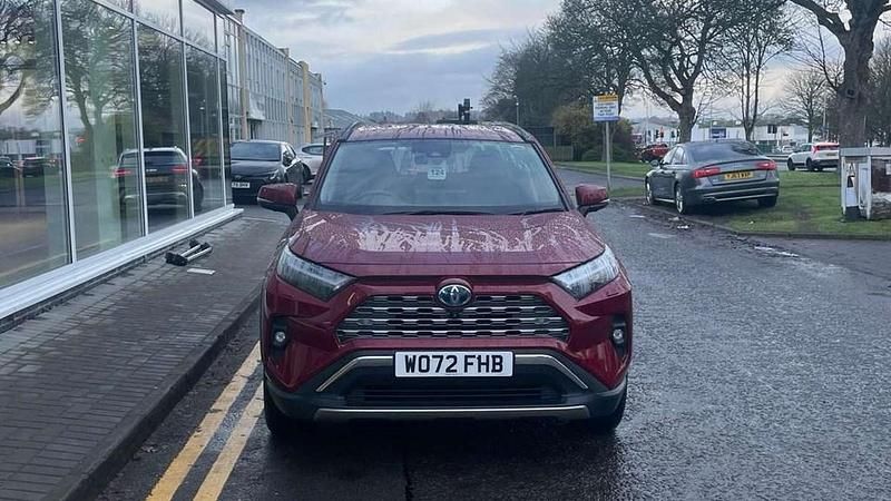 Used Toyota RAV4 Hybrid 214 HP (157 kW) 2023 Red SUV