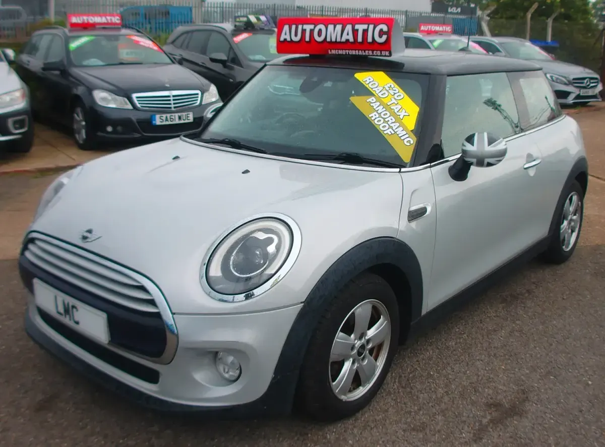 Used Mini Cooper Hatch 136 HP (100 kW) 2015 Silver Hatchback