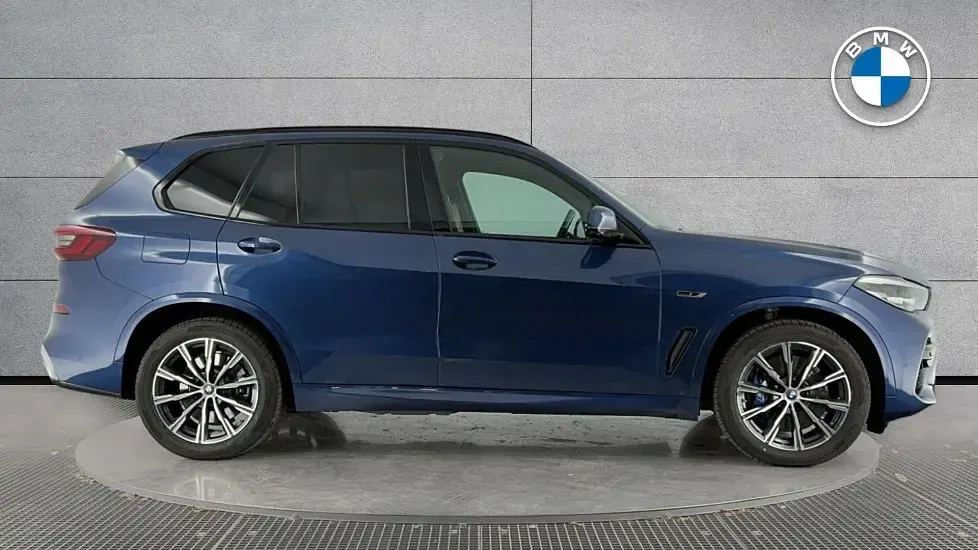 Used BMW X5 M Sport 394 HP (289 kW) 2022 Blue SUV