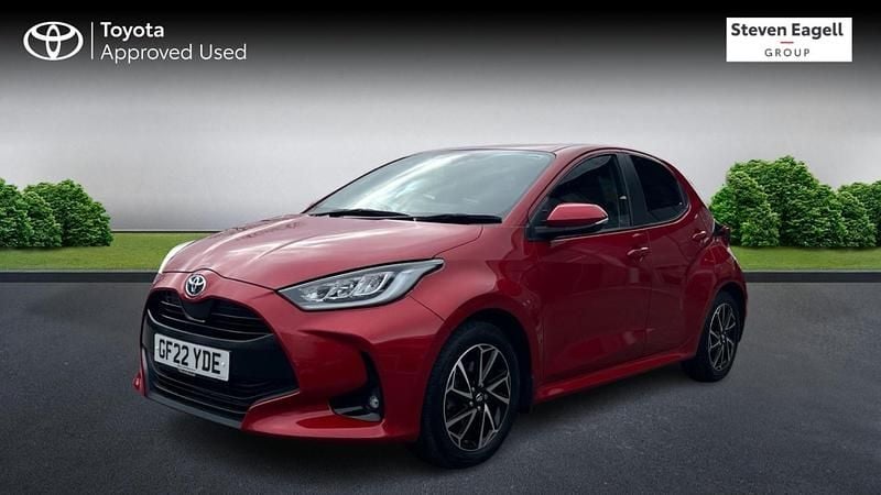 Used Toyota Yaris Hybrid Design 2022 Red Hatchback